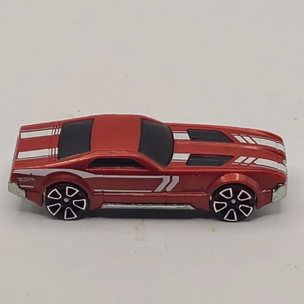 Hot Wheels CCM Country Club Muscle Loose Car Malaysia Base red loose used